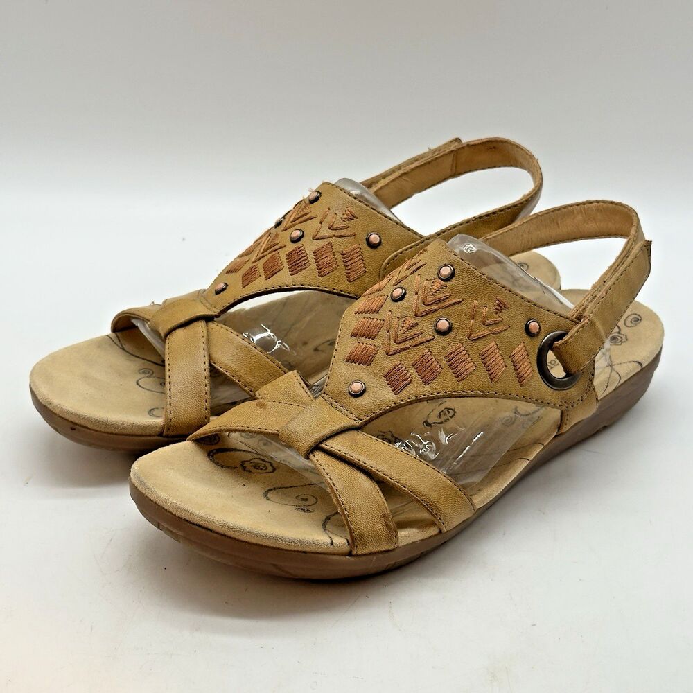 Baretraps Jaffe Sandals Women's 8.5M Tan Southwestern Embroidery Faux Leather